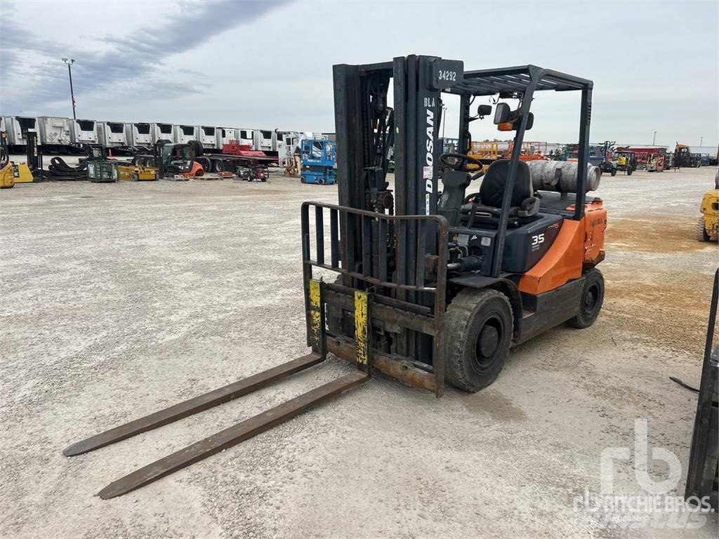Doosan G35S-5 Diesel heftrucks
