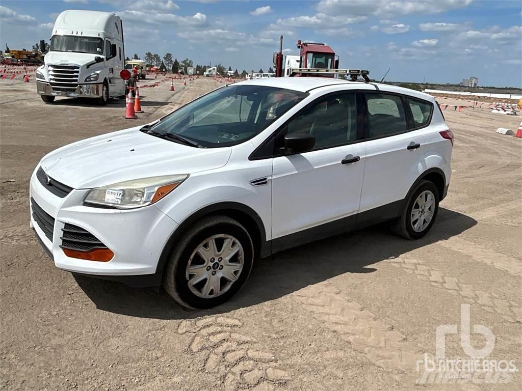 Ford ESCAPE Bestelwagens met open laadbak