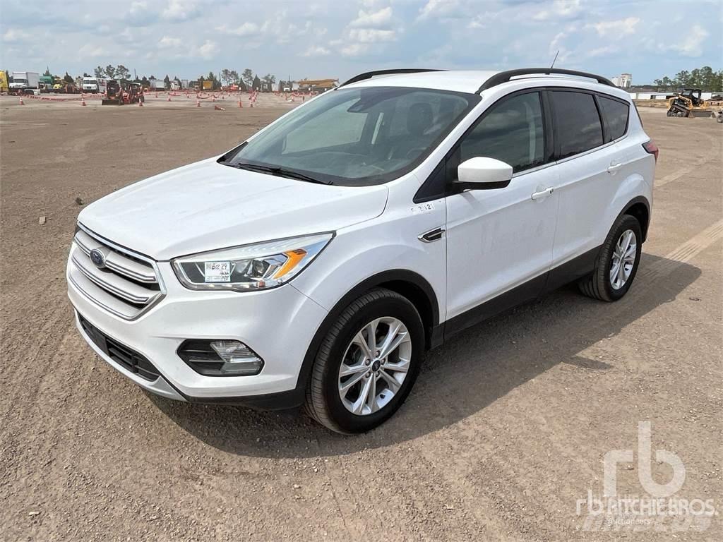 Ford ESCAPE Bestelwagens met open laadbak