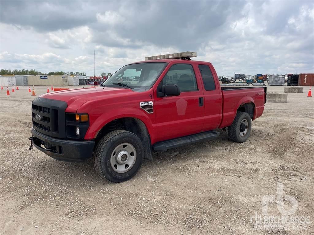 Ford F-250 Bestelwagens met open laadbak