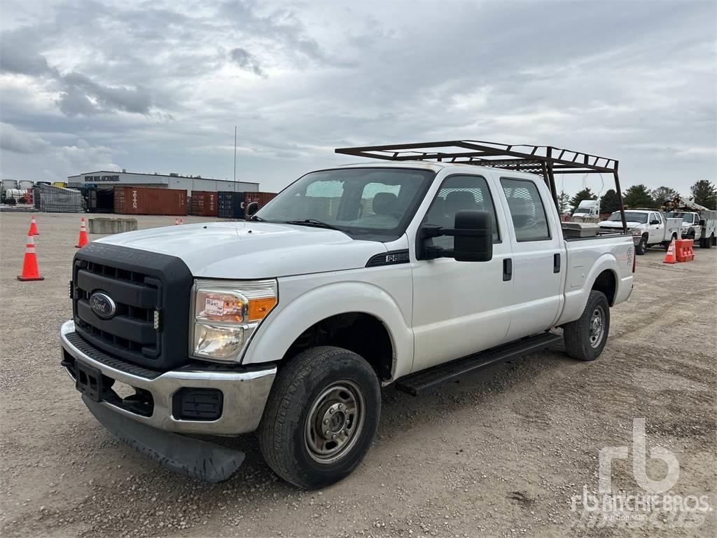 Ford F-250 Bestelwagens met open laadbak