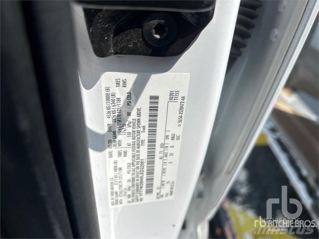 Ford F-250 Bestelwagens met open laadbak
