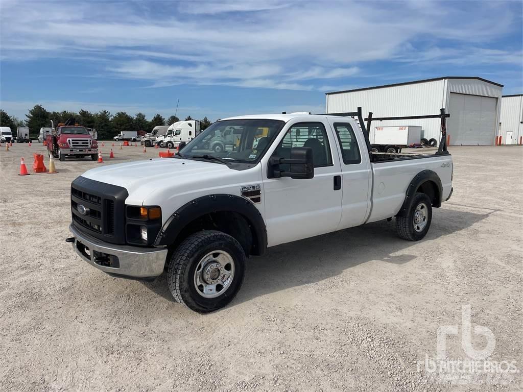 Ford F-250 Bestelwagens met open laadbak