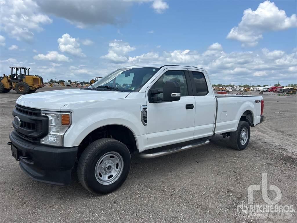 Ford F-250 Bestelwagens met open laadbak