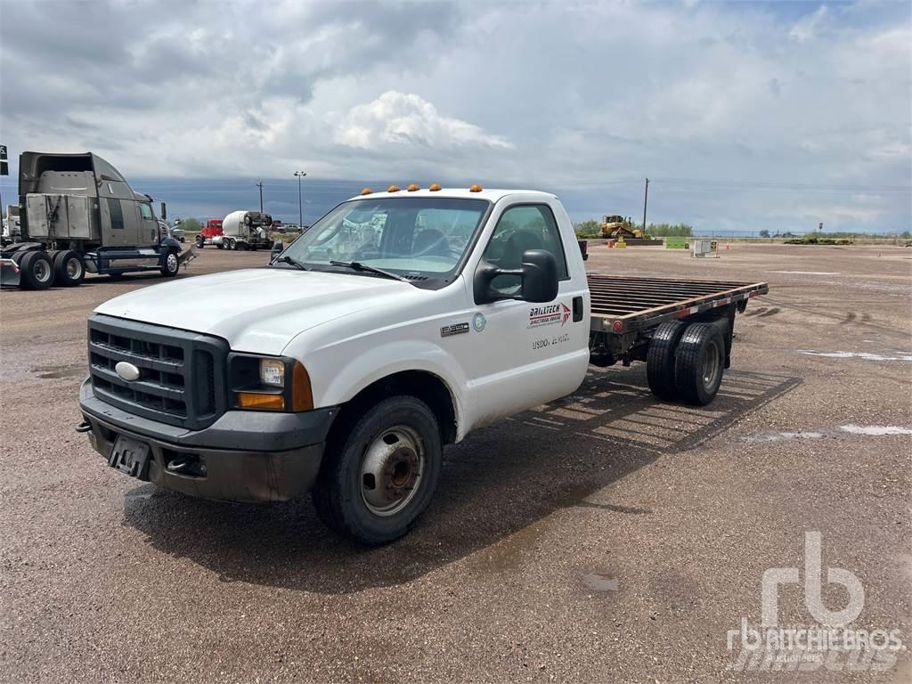 Ford F-350 Platte bakwagens
