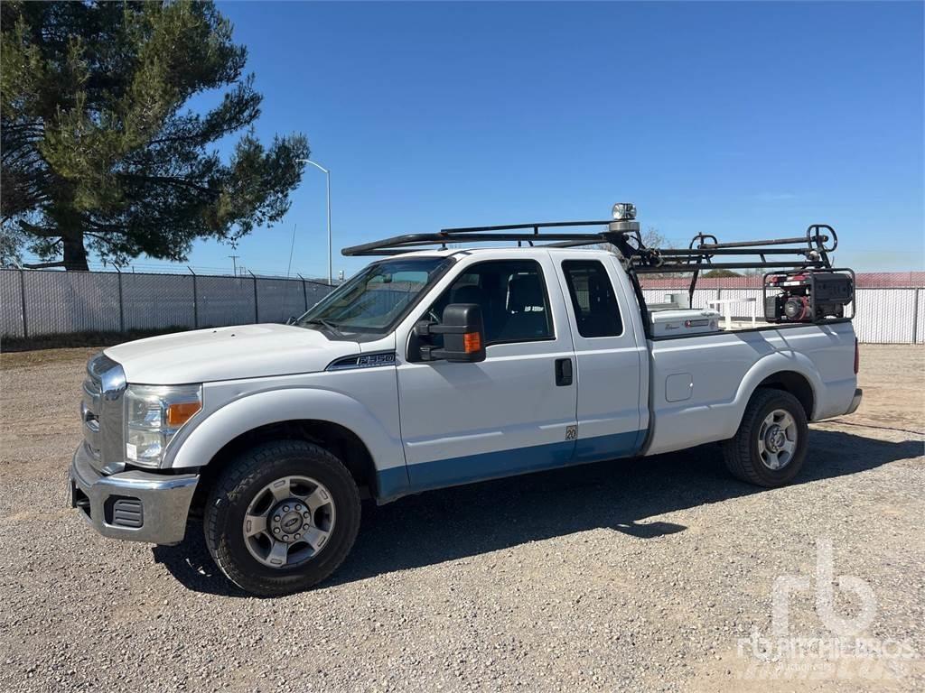 Ford F-350 Bestelwagens met open laadbak