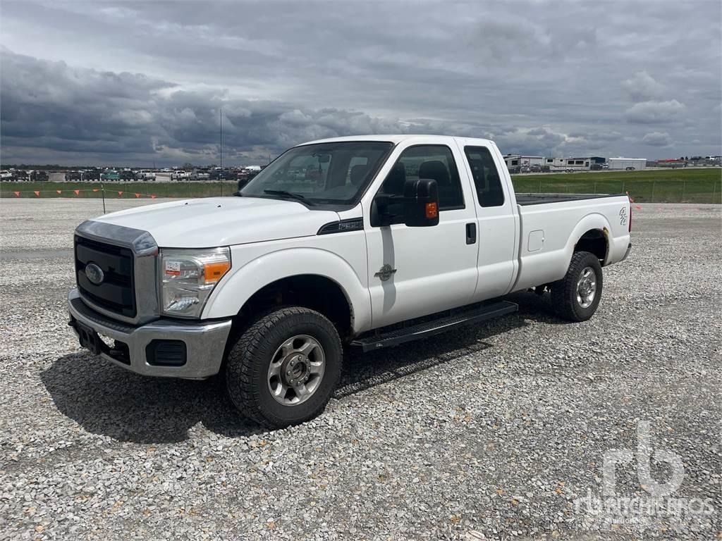 Ford F-350 Bestelwagens met open laadbak