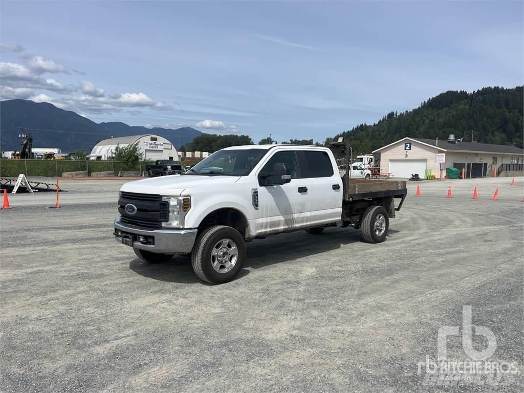 Ford F-350 Bestelwagens met open laadbak