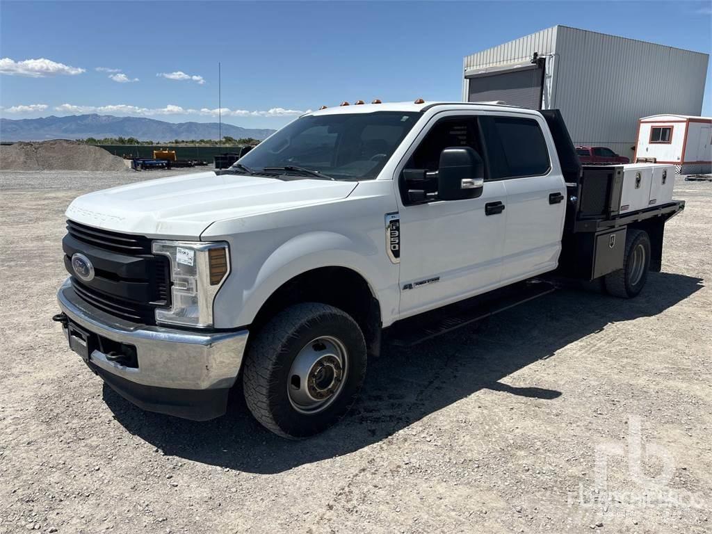 Ford F-350 Bestelwagens met open laadbak