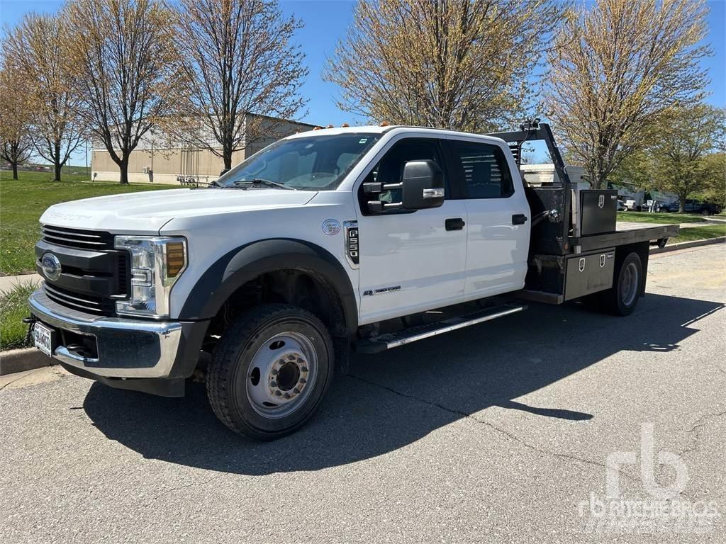 Ford F-550 Platte bakwagens