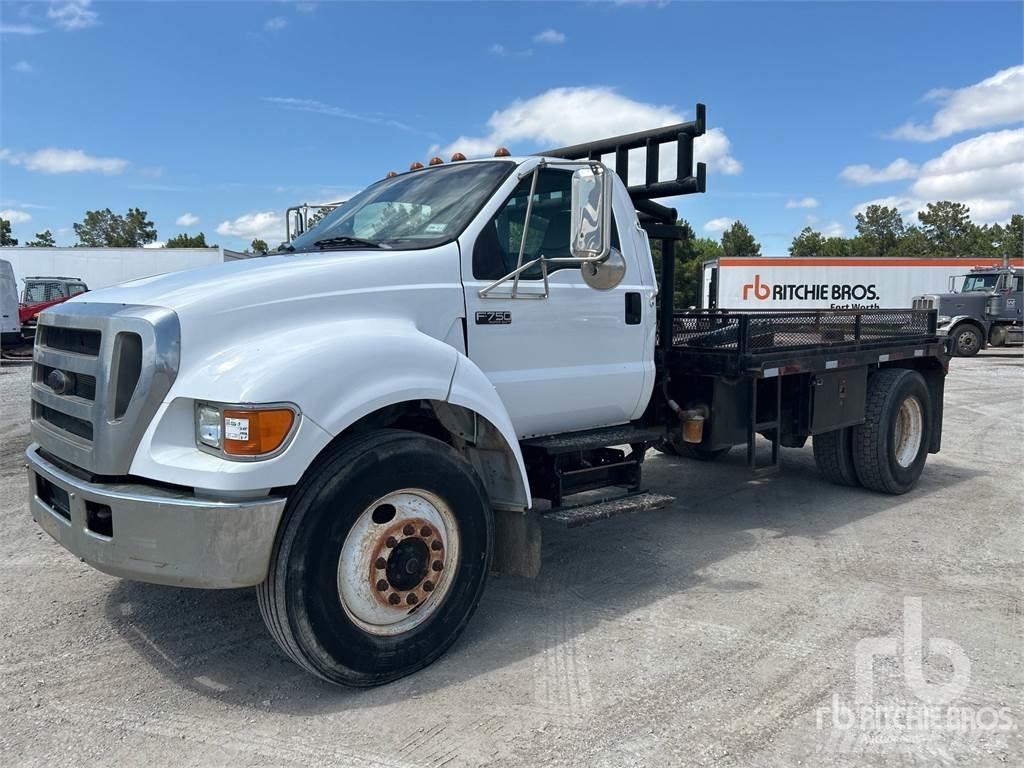 Ford F-750 Platte bakwagens