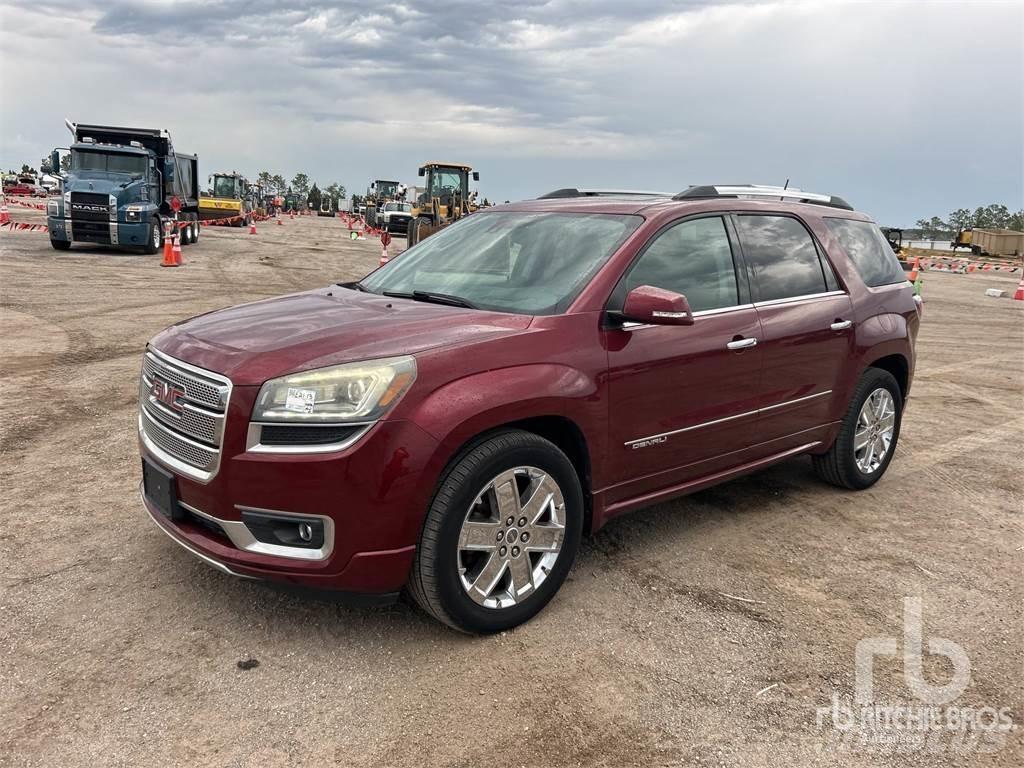 GMC ACADIA Bestelwagens met open laadbak