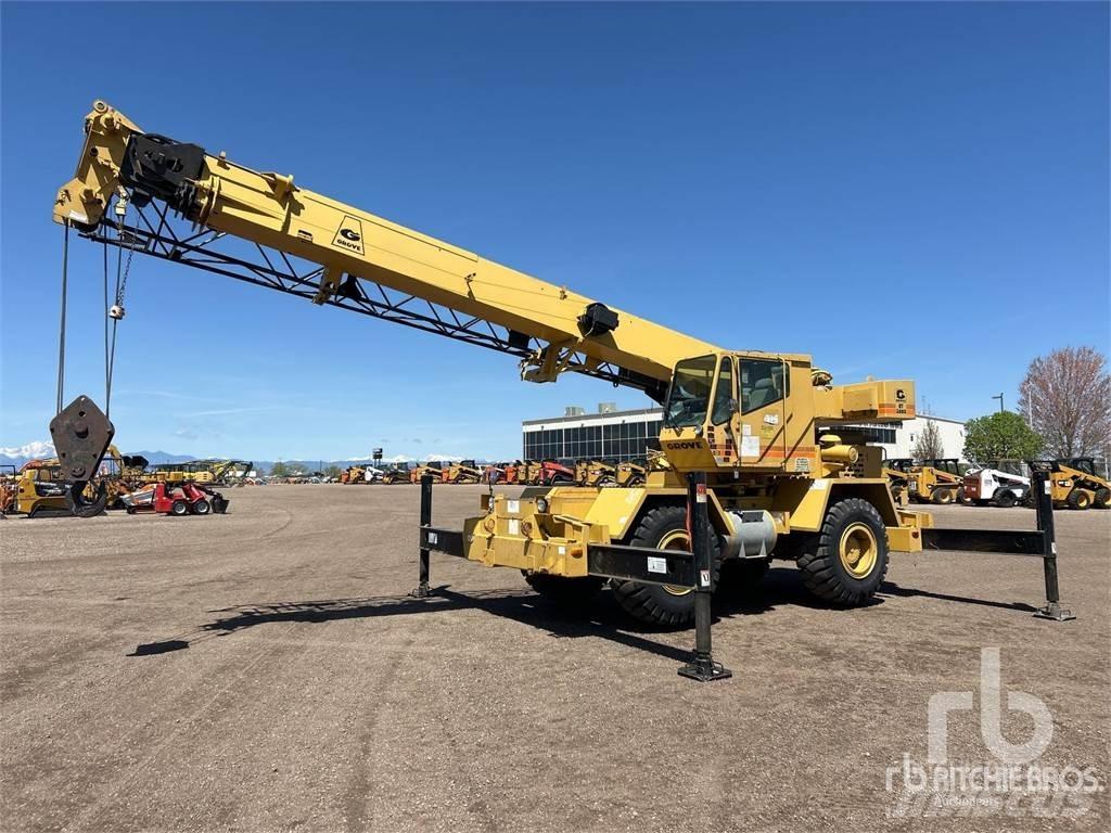 Grove RT528 Ruw terrein kranen