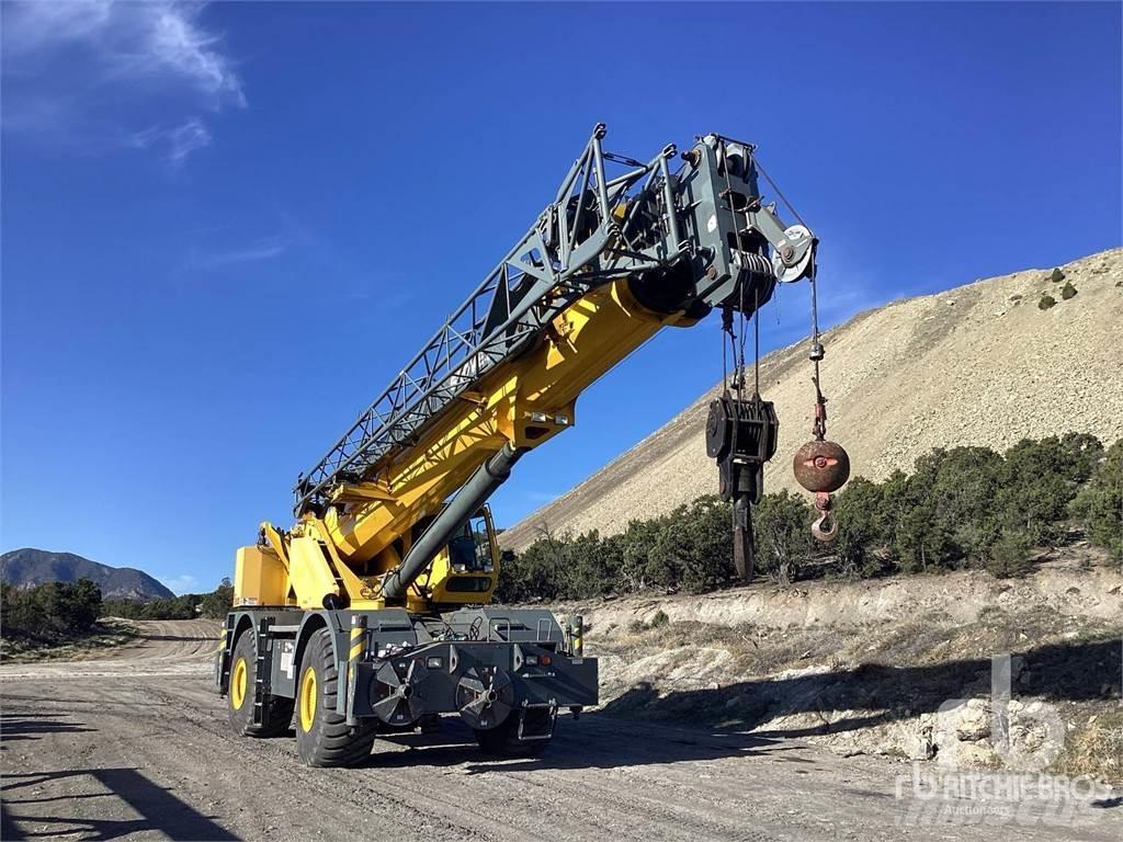 Grove RT890E Ruw terrein kranen