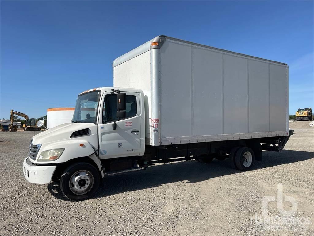 Hino 185 Gesloten bedrijfswagens