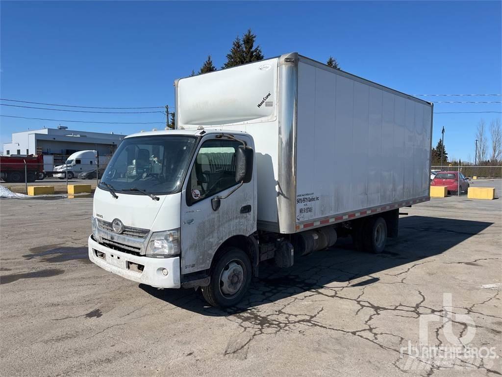 Hino 195 Gesloten bedrijfswagens