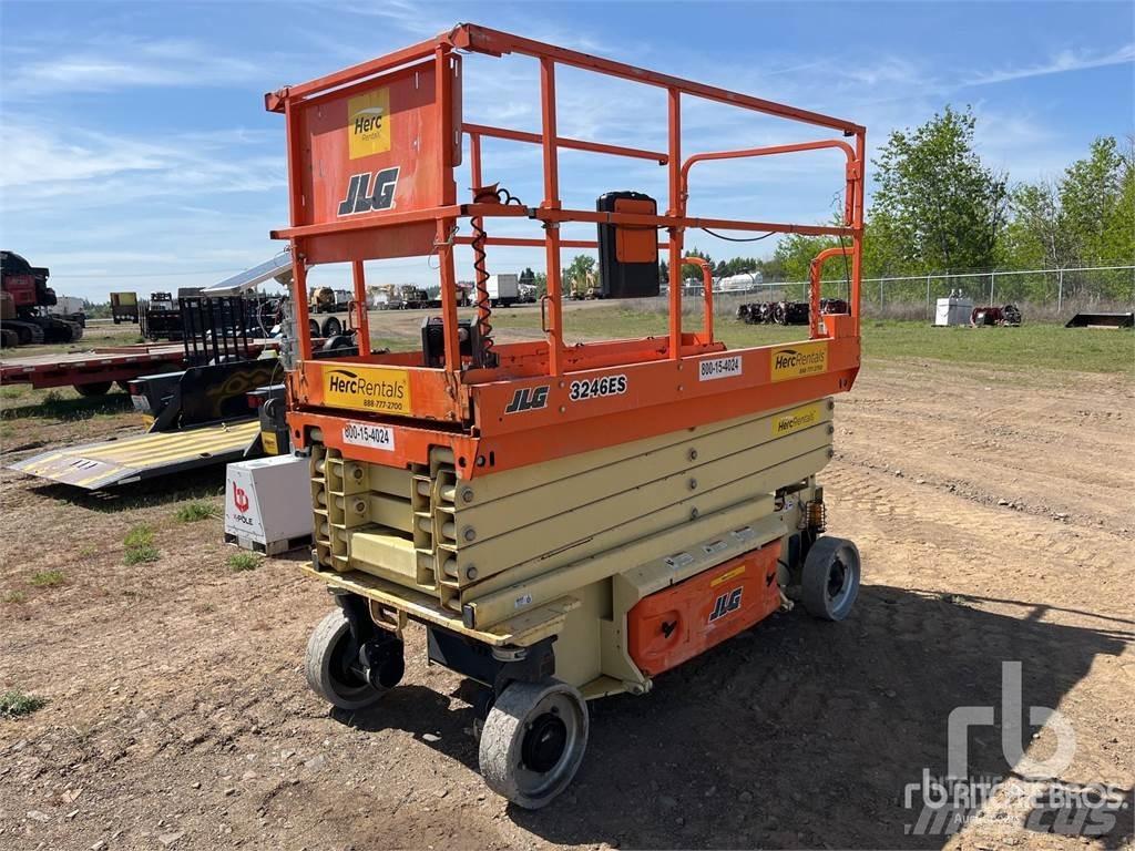 JLG 3246ES Schaarhoogwerkers