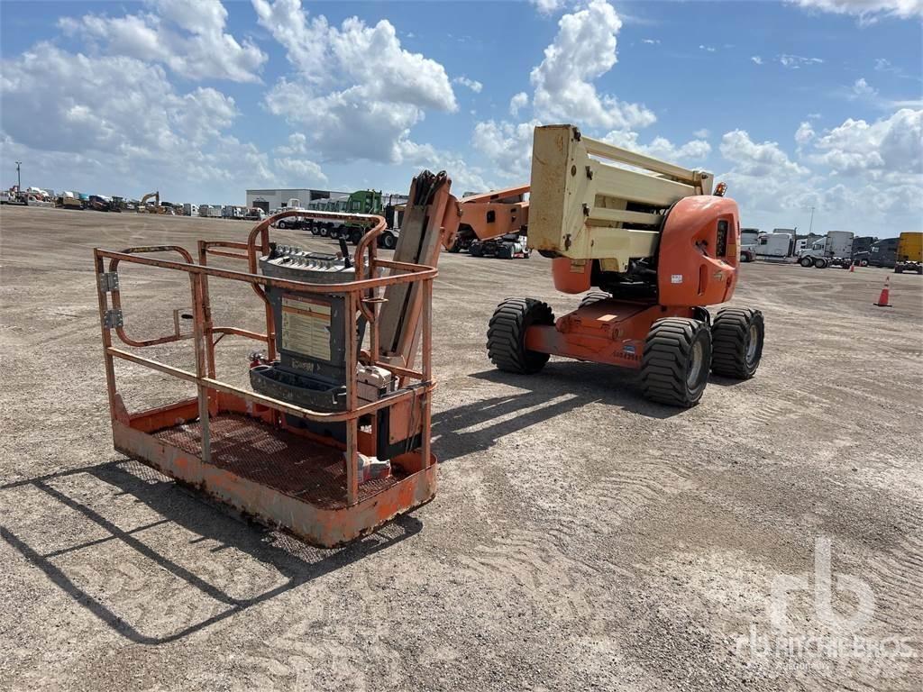 JLG 450AJ Knikarmhoogwerkers