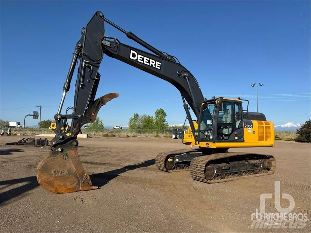John Deere 250G Rupsgraafmachines
