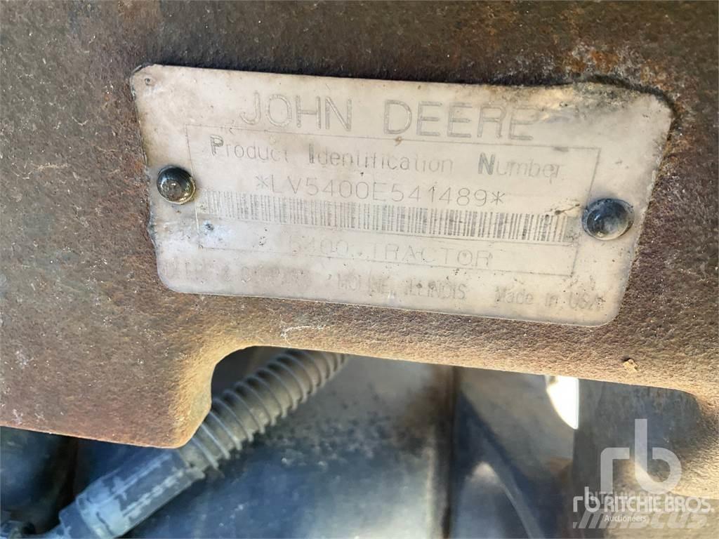 John Deere 5400 Tractoren