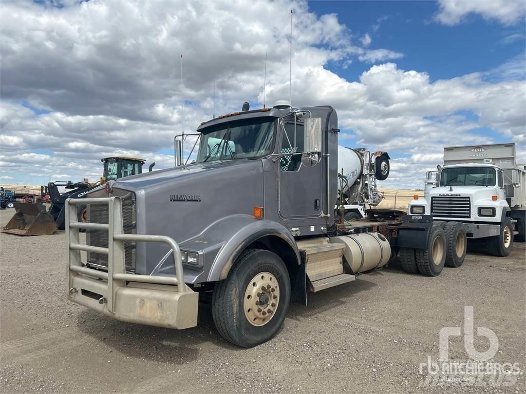 Kenworth T800 Trekkers