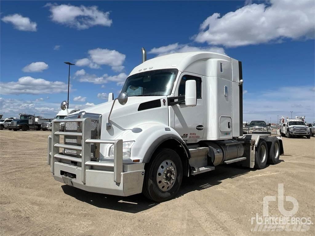 Kenworth T880 Trekkers