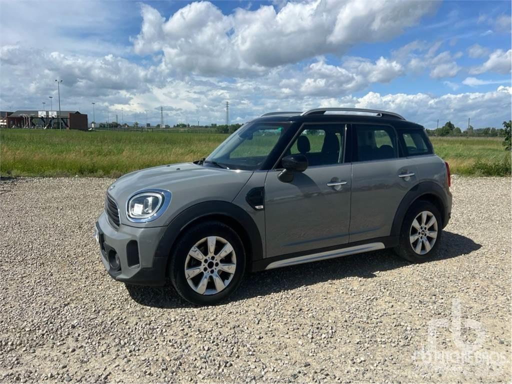 Mini COUNTRYMAN Auto's