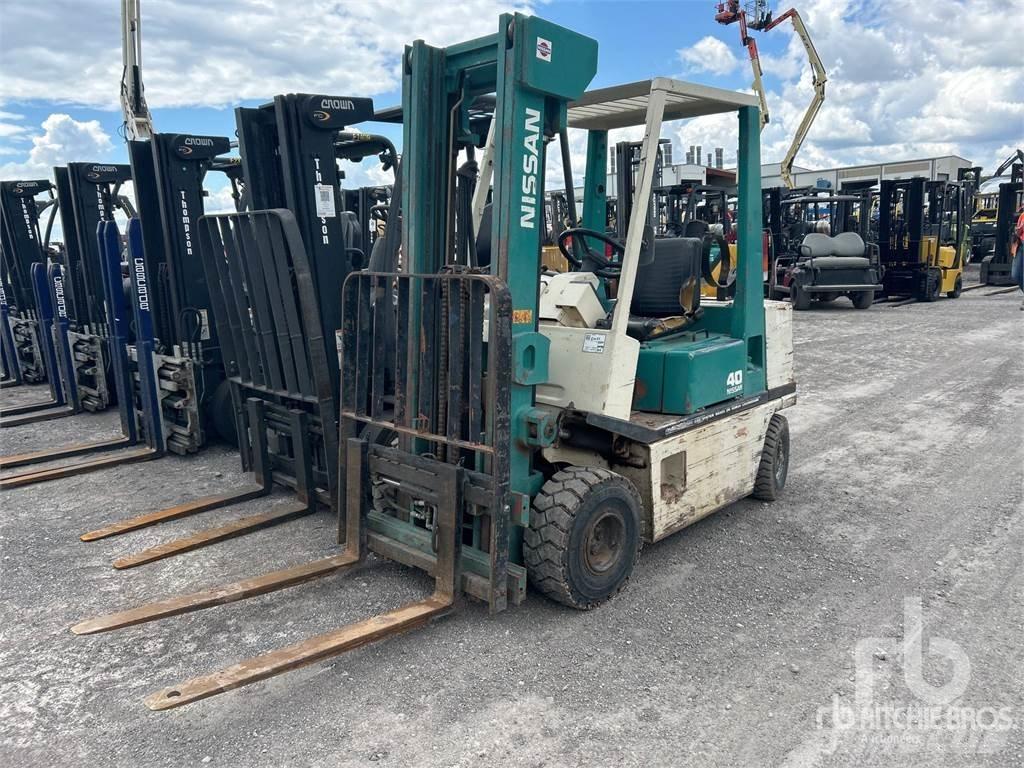 Nissan 40 Diesel heftrucks