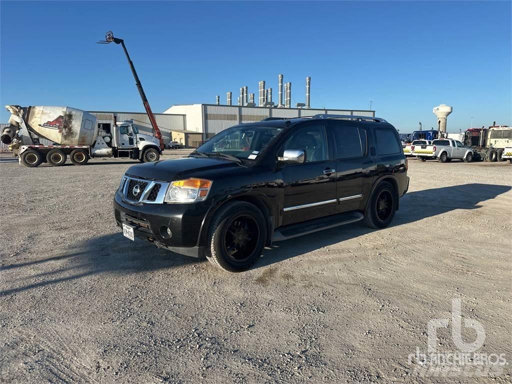 Nissan ARMADA Bestelwagens met open laadbak
