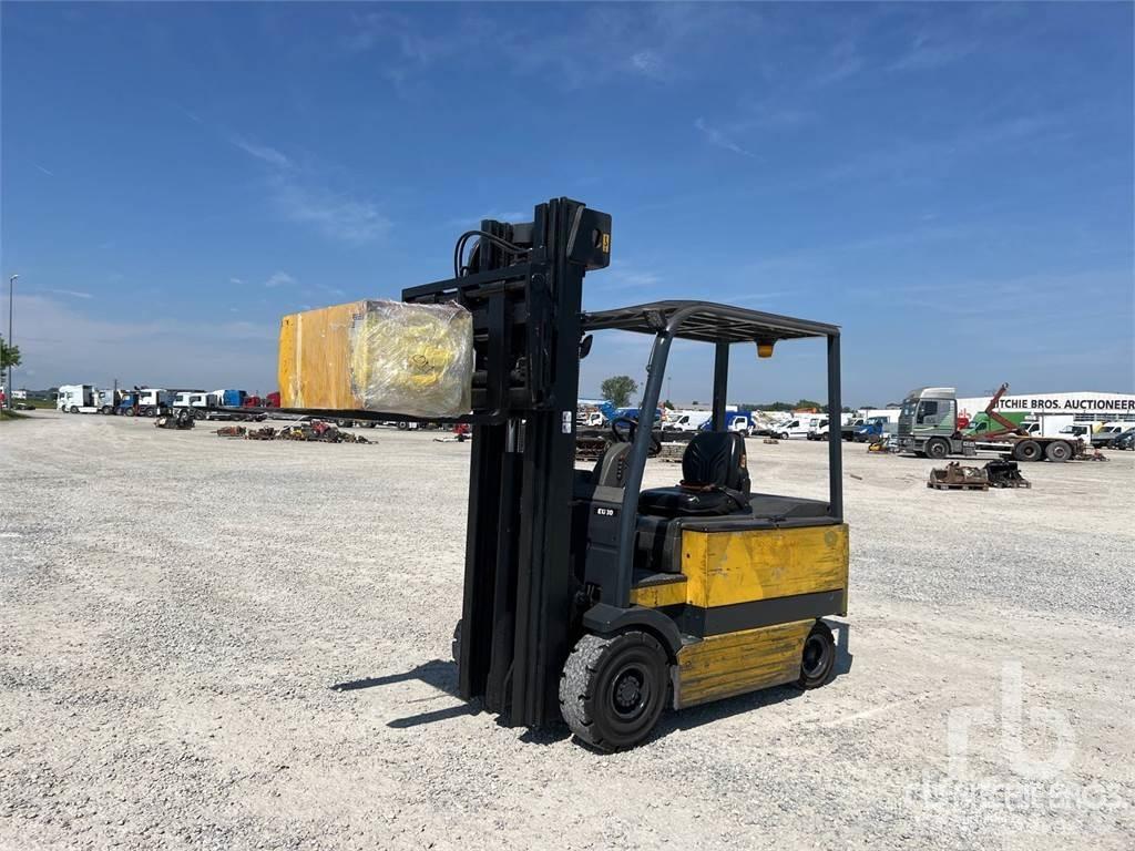 OM EU 30 Elektrische heftrucks