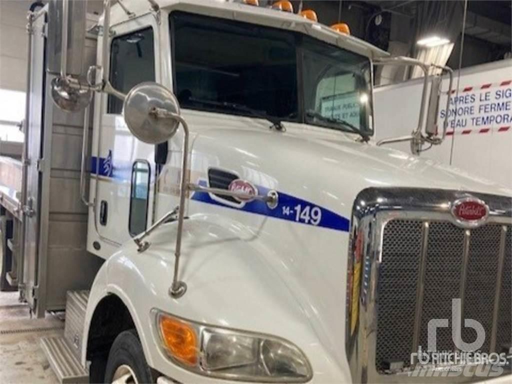Peterbilt 330 Platte bakwagens