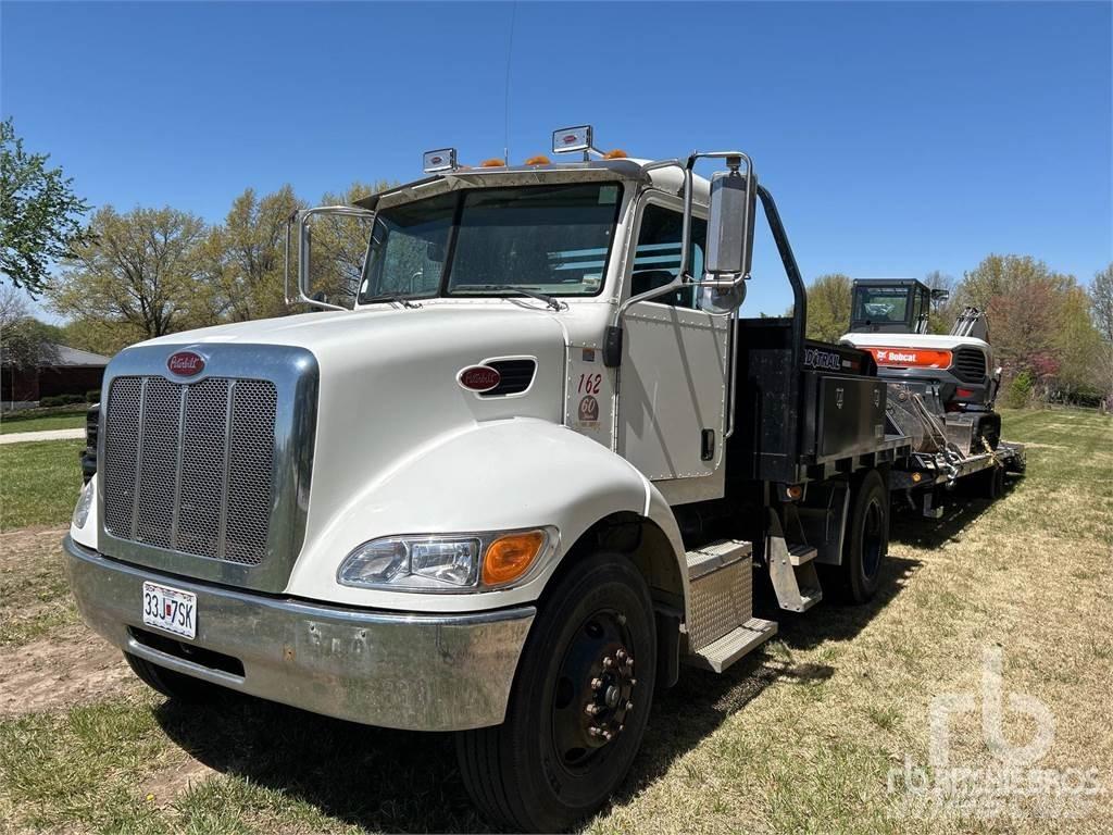 Peterbilt 335 Platte bakwagens