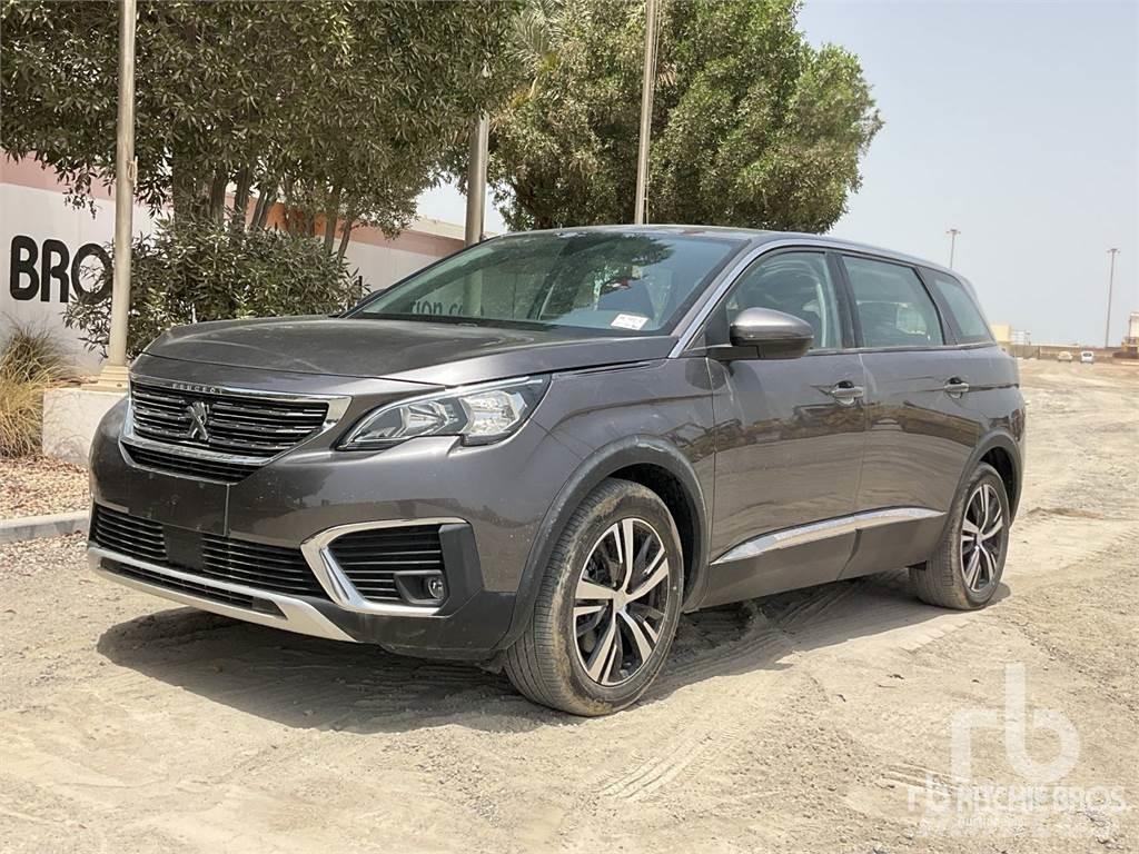 Peugeot 5008 Auto's