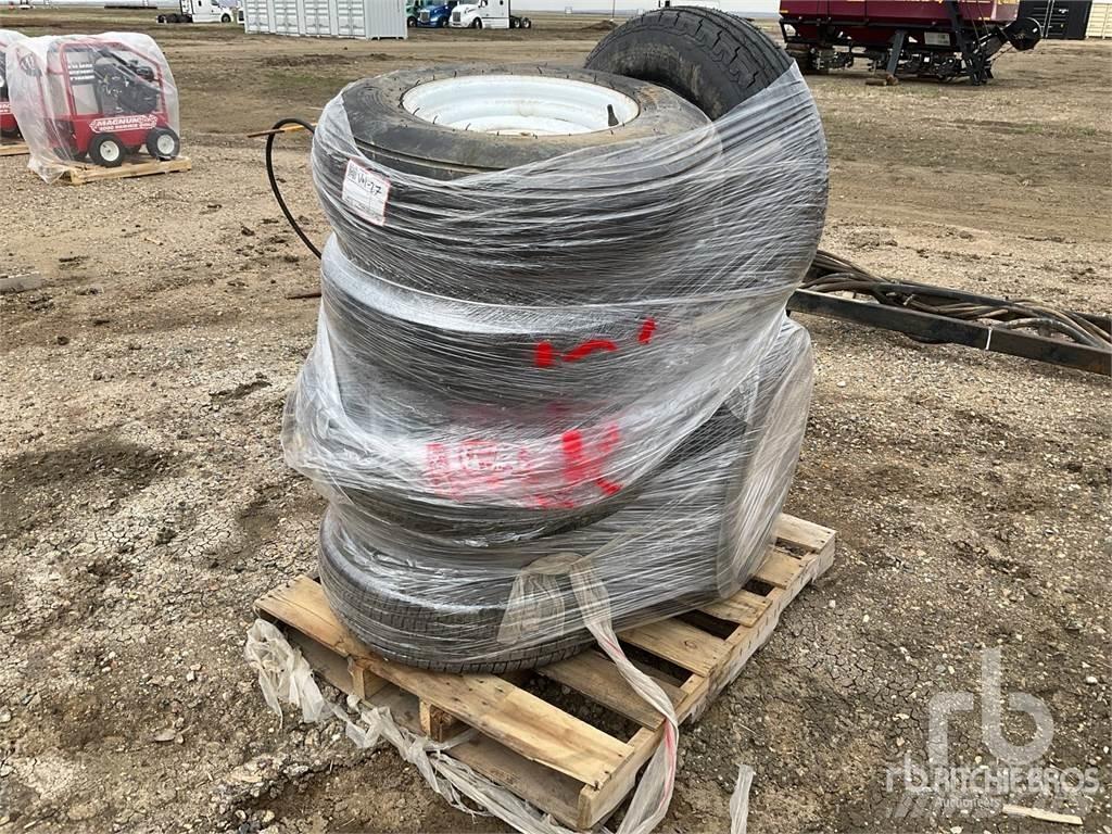  Quantity of (8) Banden, wielen en velgen