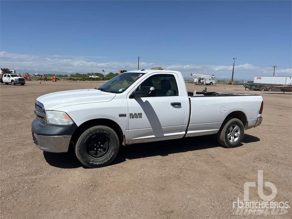 RAM 1500 Bestelwagens met open laadbak