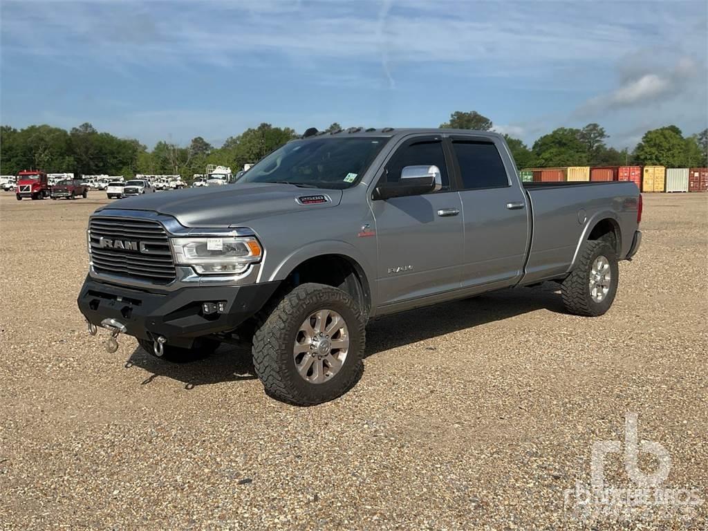 RAM 2500 Bestelwagens met open laadbak