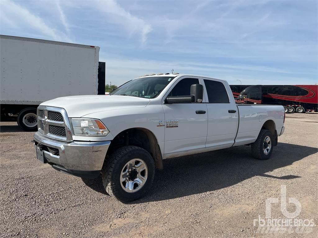 RAM 3500 Bestelwagens met open laadbak