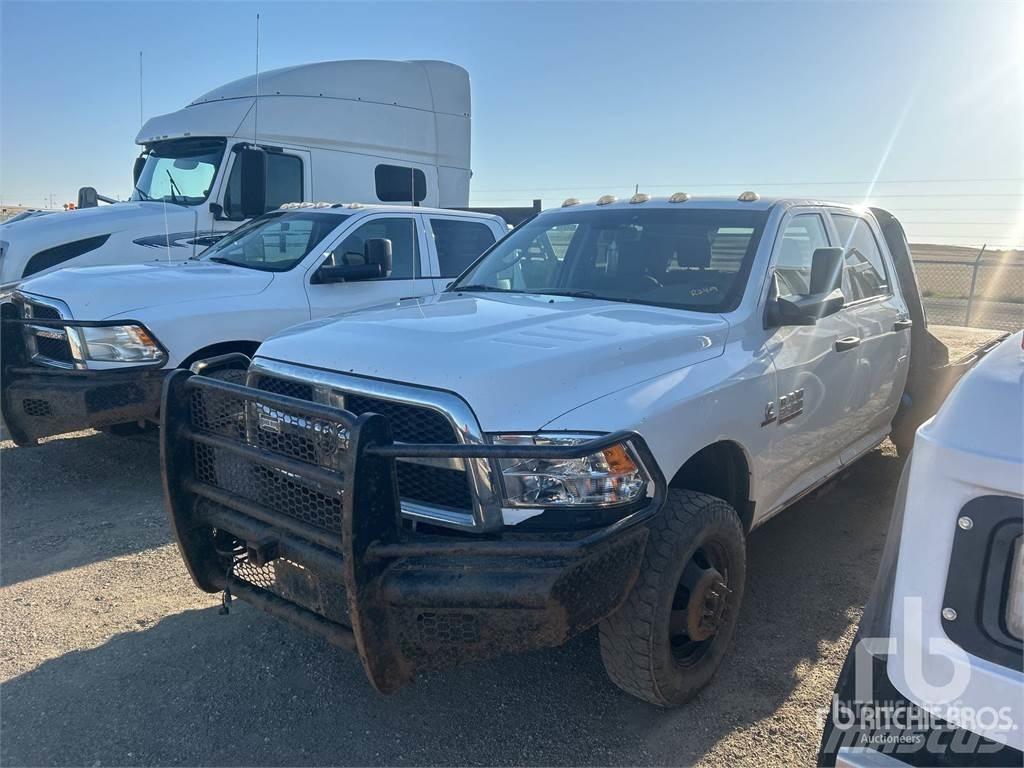 RAM 3500 Bestelwagens met open laadbak