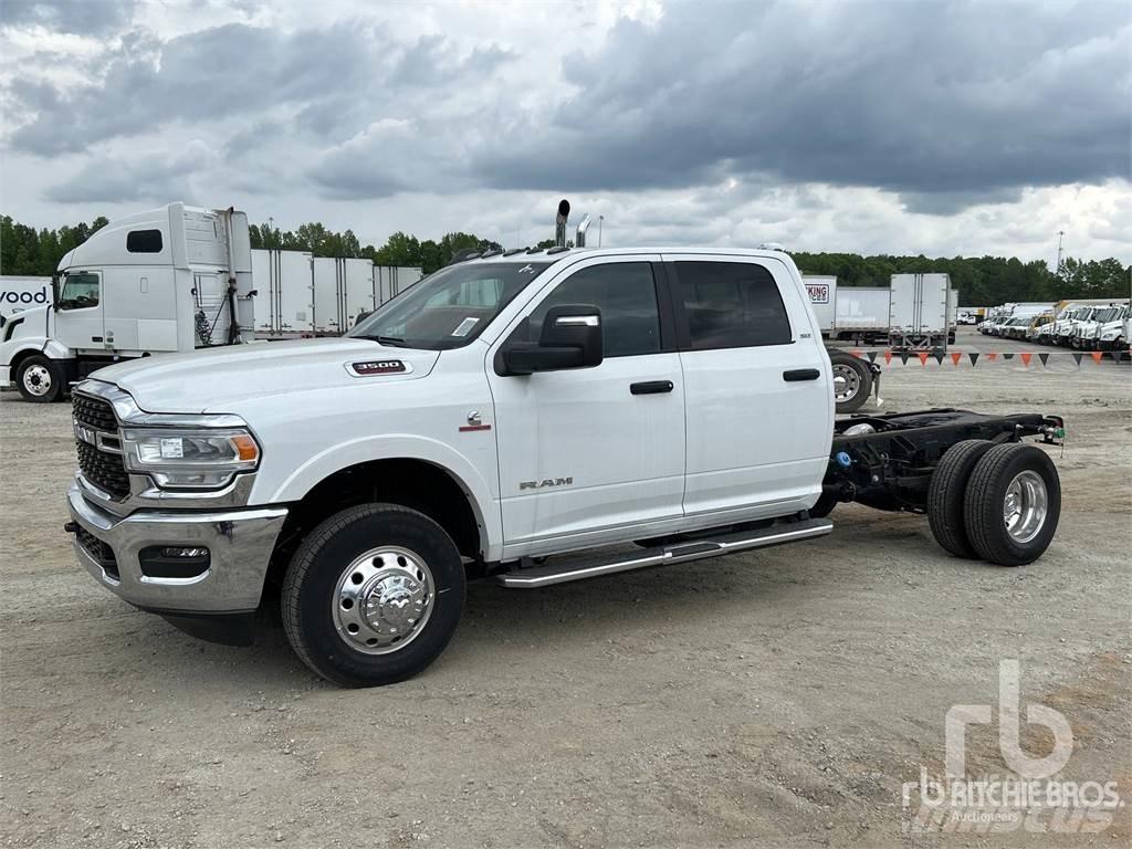RAM 3500 Chassis met cabine