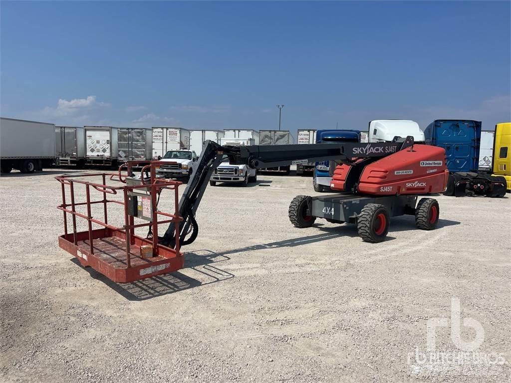 SkyJack SJ45T Knikarmhoogwerkers