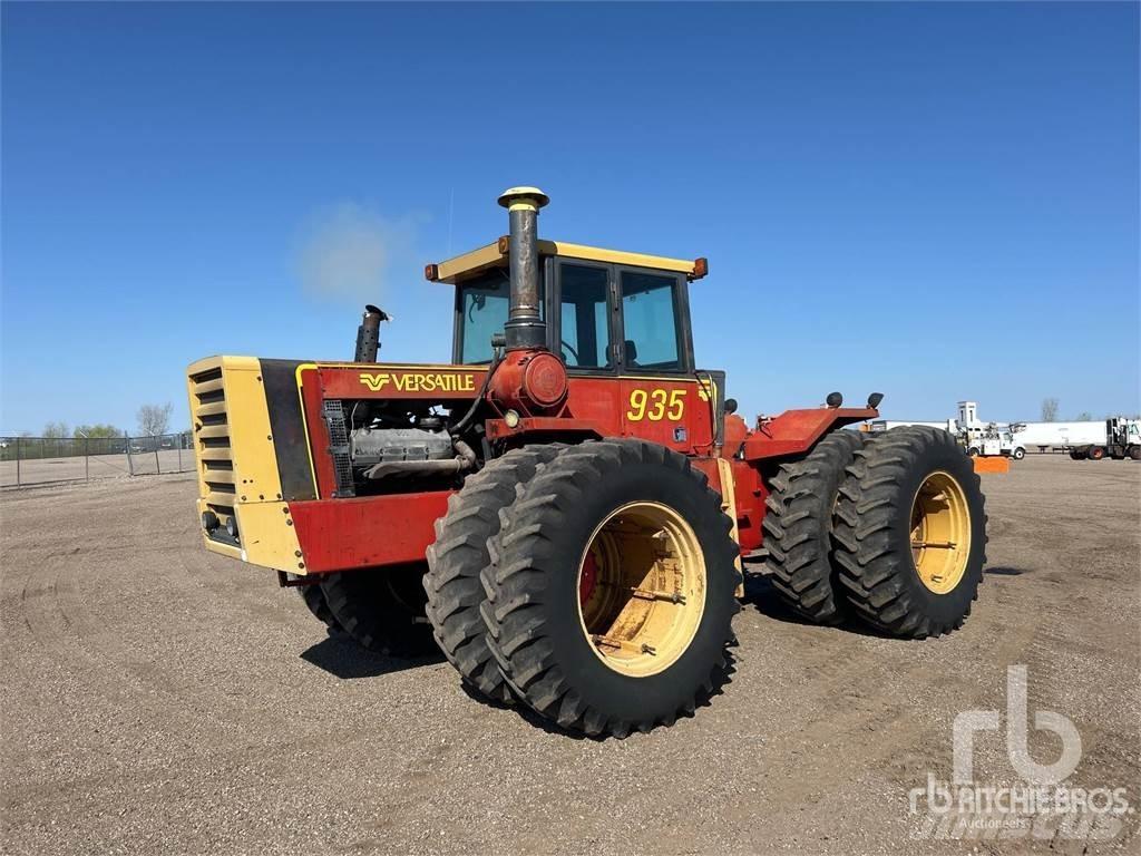 Versatile 935 Tractoren