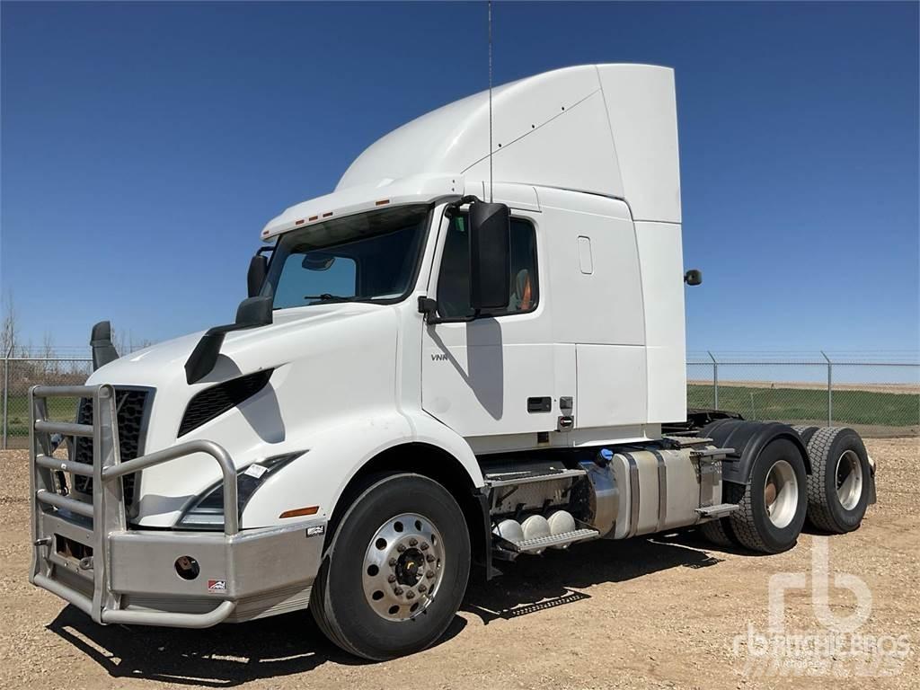 Volvo VNR64T400 Trekkers
