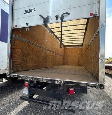 Freightliner M2 Bakwagens met gesloten opbouw