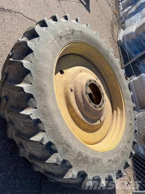 John Deere 8430 Tractoren