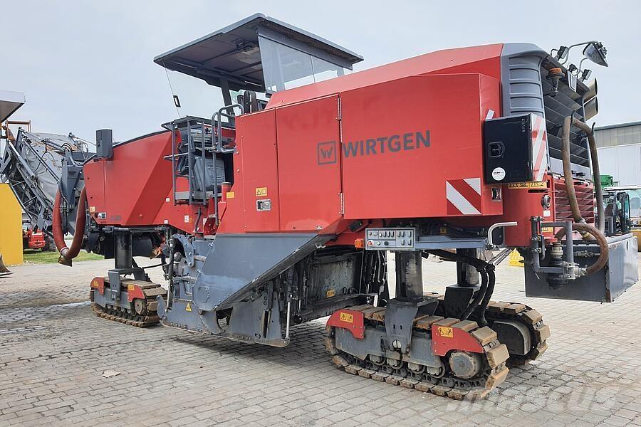 Wirtgen W 220 Asfaltfrezen