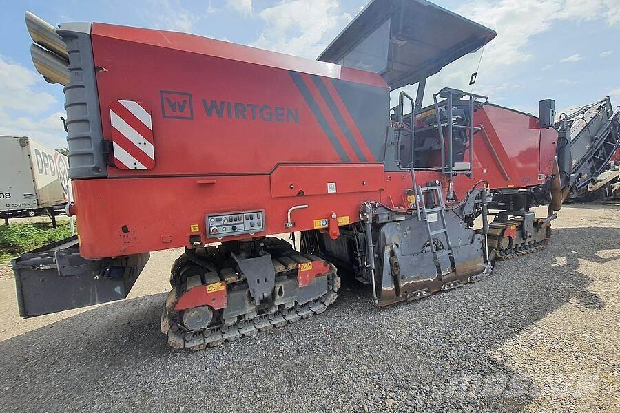 Wirtgen W 220 Asfaltfrezen