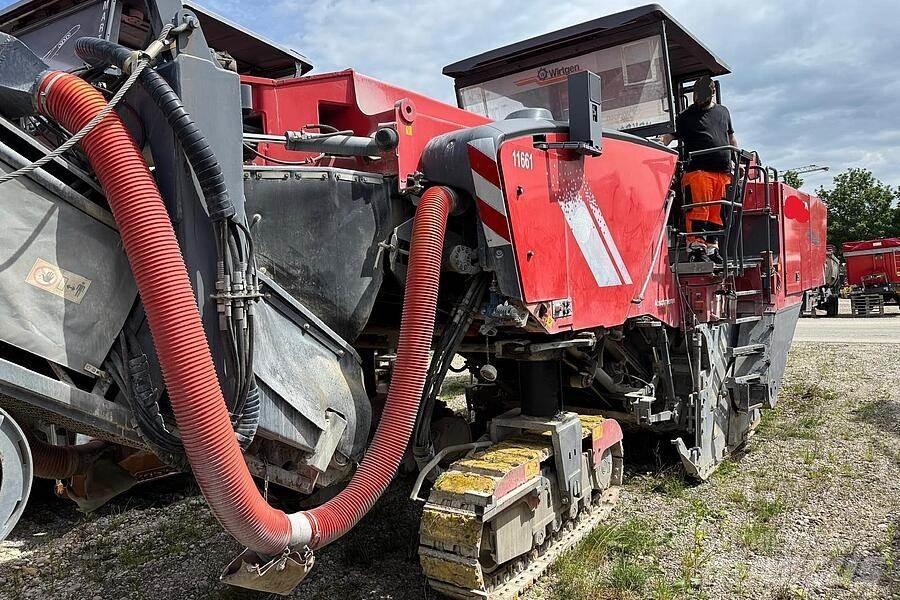 Wirtgen W 250 Asfaltfrezen