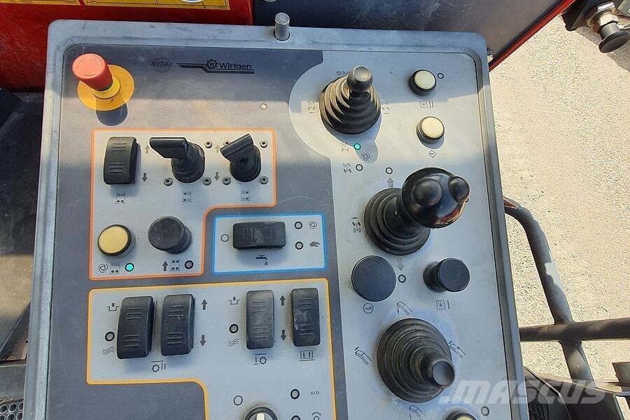 Wirtgen W 250 Asfaltfrezen