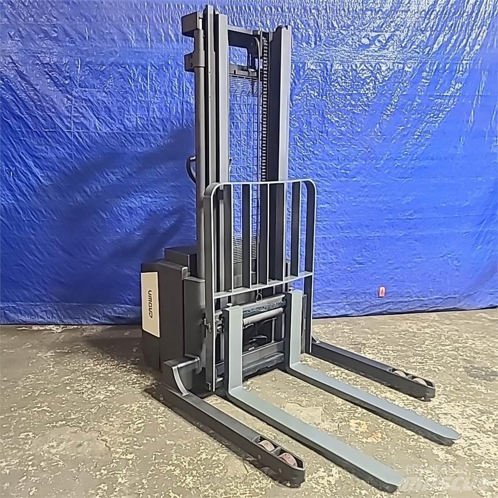 Crown WS2300 Zelfrijdende stapelaars