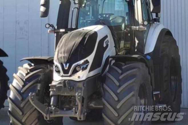 Valtra Q305 Tractoren